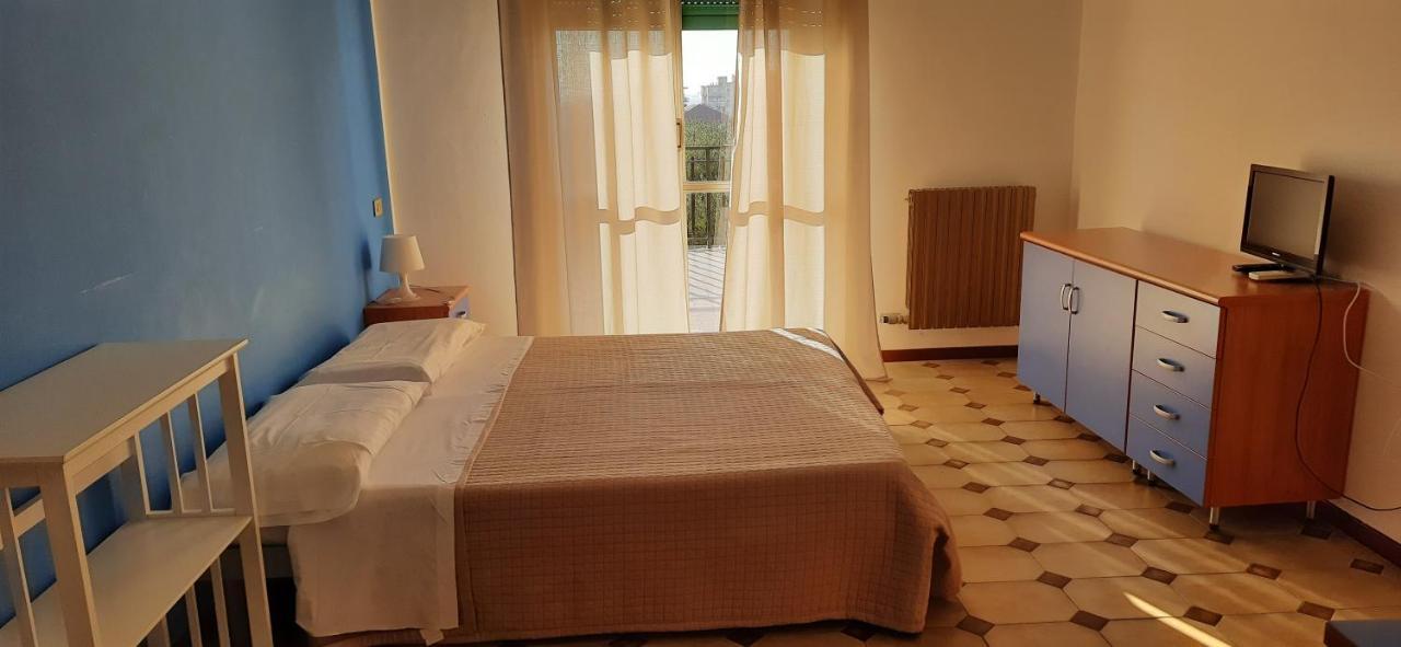 Riviera Apartments Pietra Ligure Luaran gambar