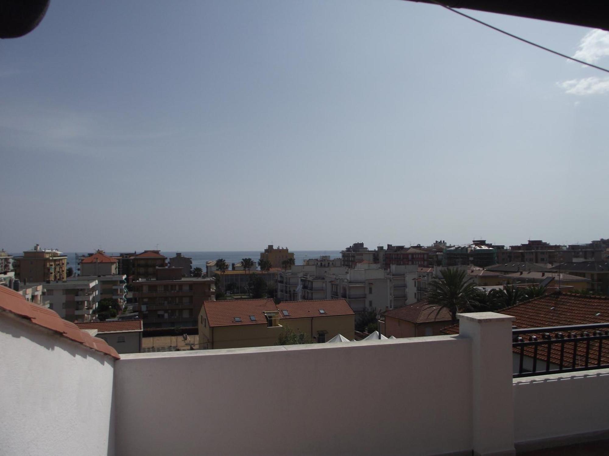 Riviera Apartments Pietra Ligure Luaran gambar