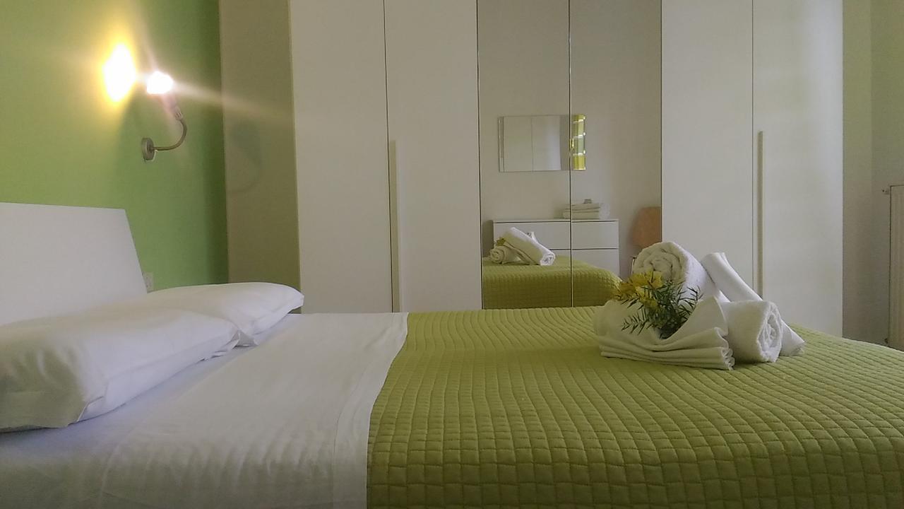 Riviera Apartments Pietra Ligure Luaran gambar